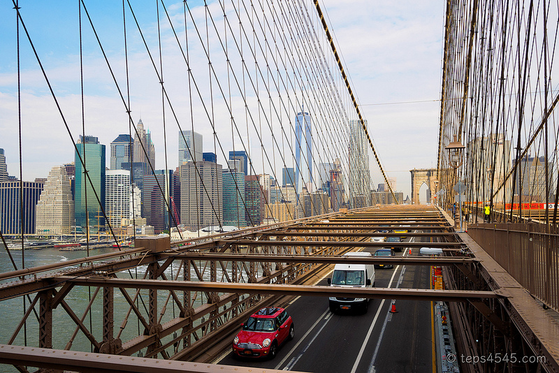 Road view from the Brooklyn Bridge