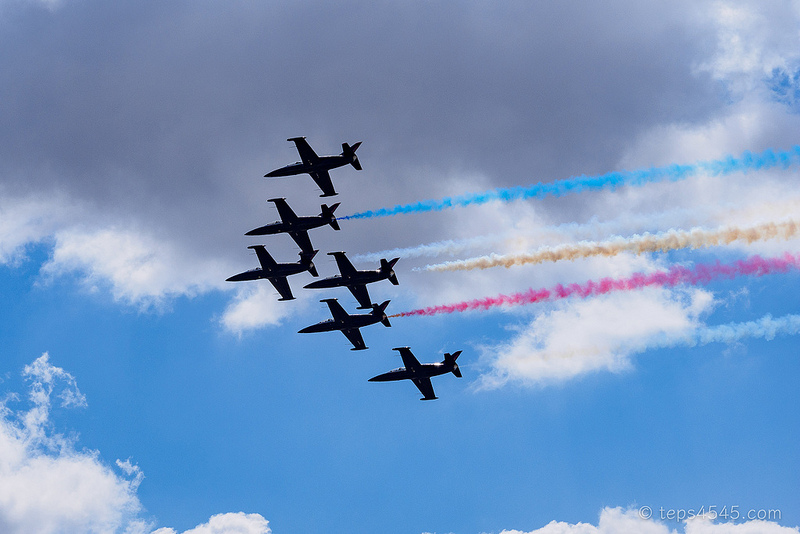 Color Smoke / The Patriots L-39 Jet Team