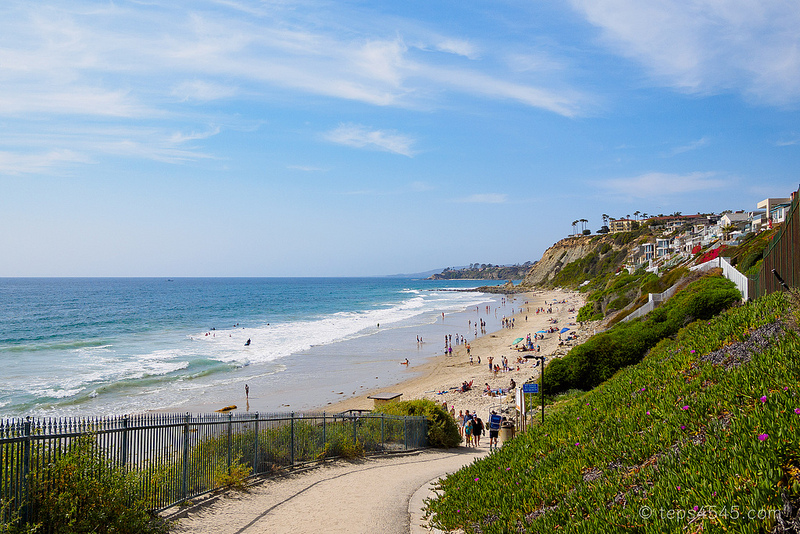 Entrance road of Strand Beach